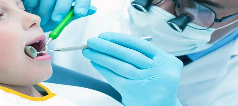 Diş Hekimlerinden Yeni Ruhsat Vergisine Tepki