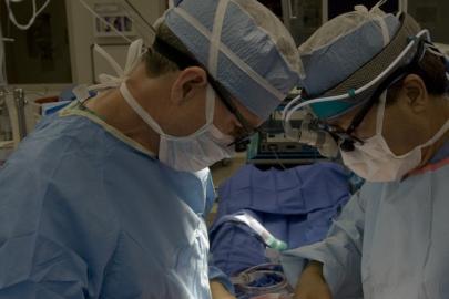 Atan kalpte koroner BYPASS nasıl yapılıyor?