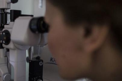 Göz tansiyonu belirti vermeden ilerliyor