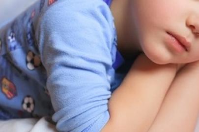 Her 5 çocuktan biri yatağını ıslatıyor