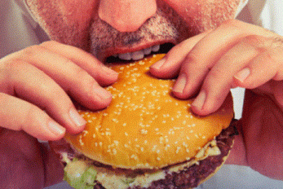 Yanlış beslenme beyni yaşlandırıyor