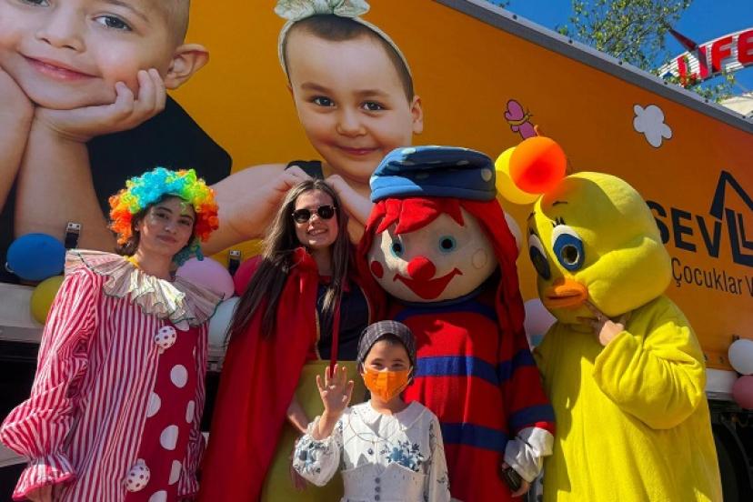 Lösev’in iyilik tırı yollara düştü